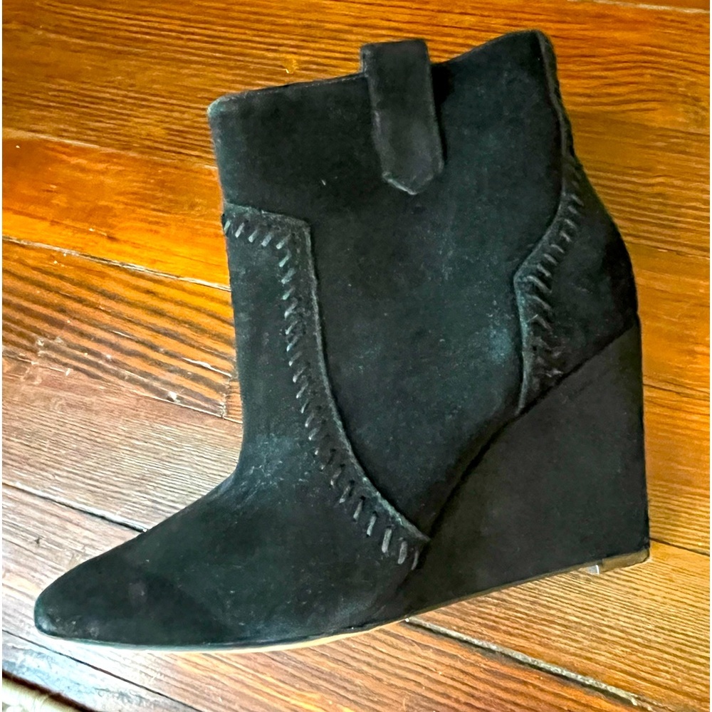 Rebecca Minkoff Bianca black suede ankle wedge boots size 9M
